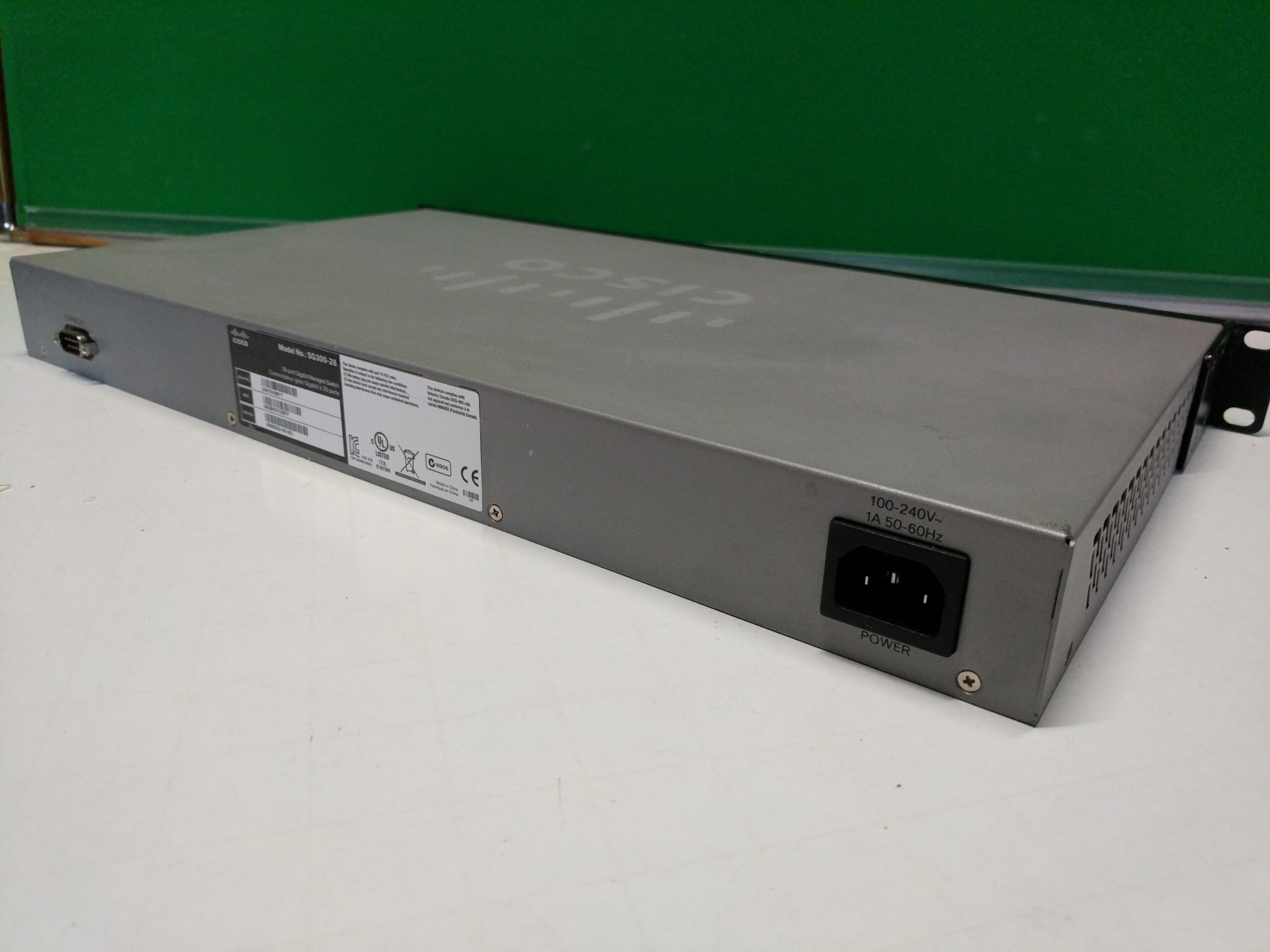 Cisco 28 Port Gigabit Managed Switch SG300-28 – Recyclops